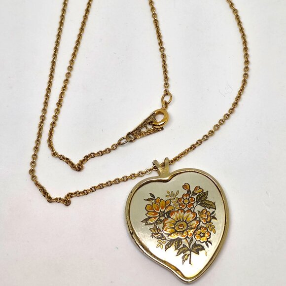 Vintage Reed & Barton Damascene Floral Heart Pendant with Amway GF 16' Chain - Picture 7 of 13